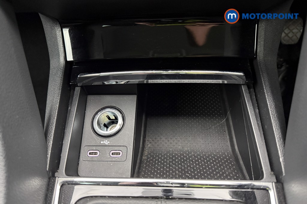 Skoda Karoq Se Drive Manual Diesel SUV - Stock Number (1608282) - 14th supplementary image