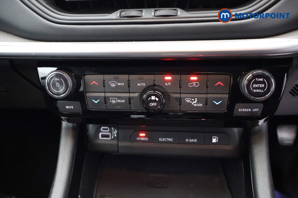 Jeep Compass S Model Automatic Petrol Plug-In Hybrid SUV - Stock Number (1608339) - 9th supplementary image