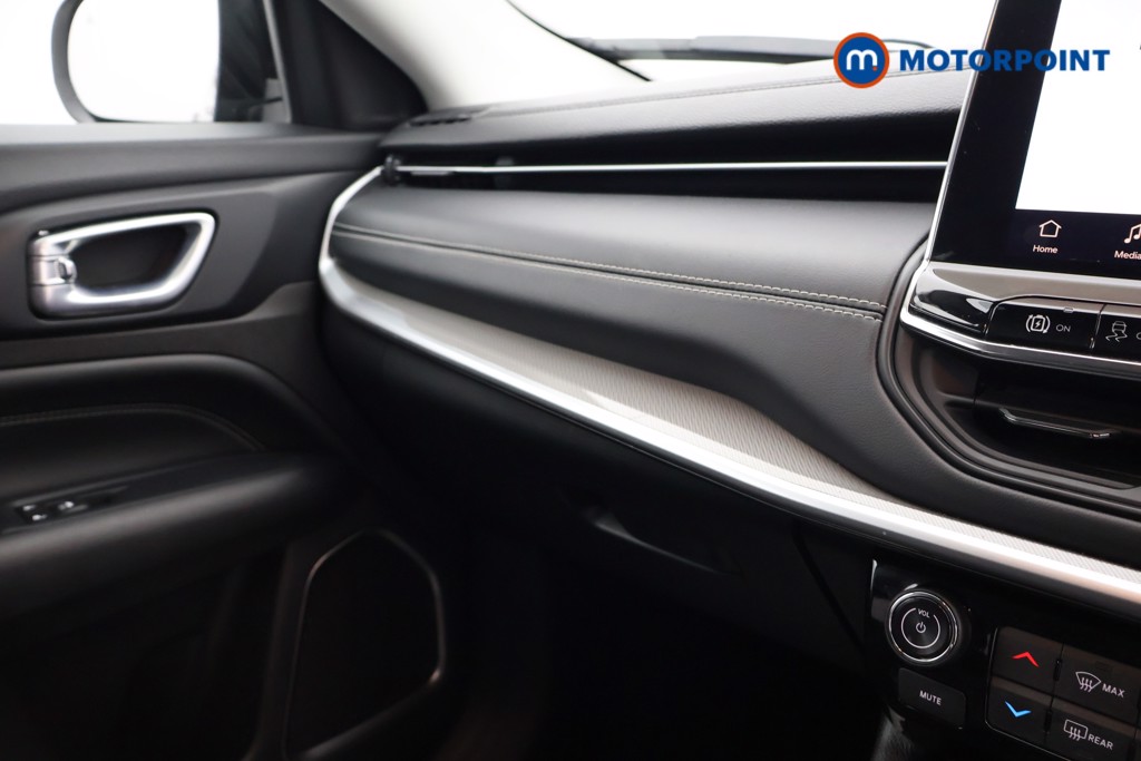 Jeep Compass S Model Automatic Petrol Plug-In Hybrid SUV - Stock Number (1608339) - 13th supplementary image