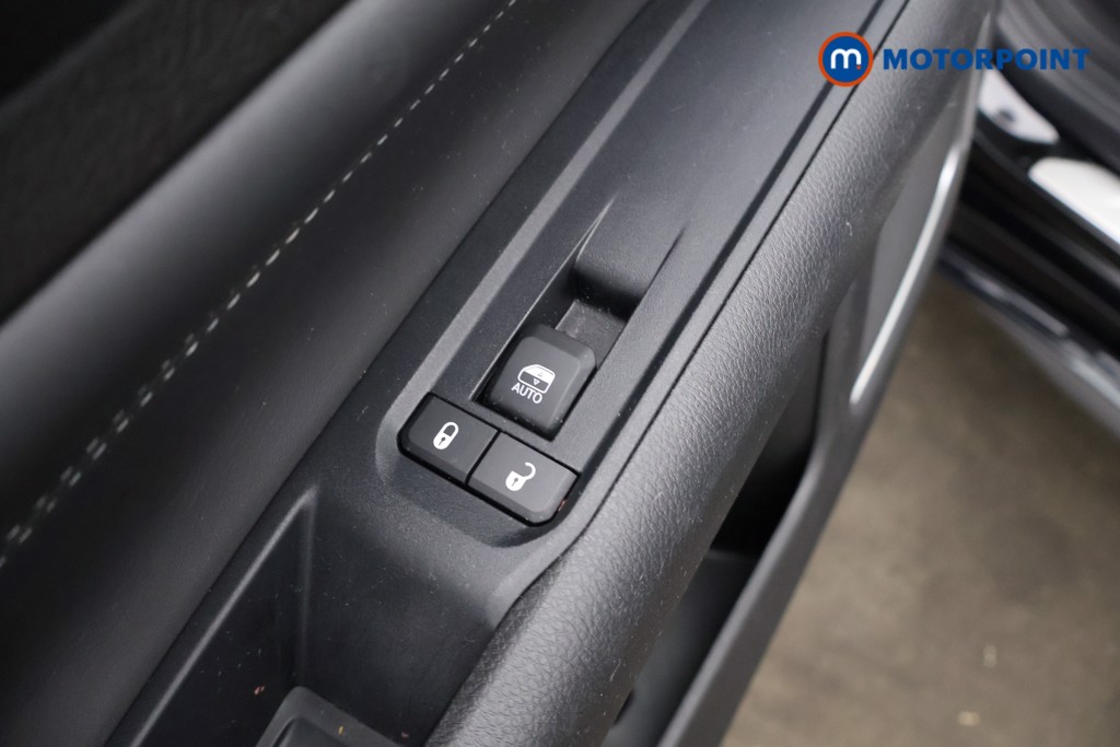 Jeep Compass S Model Automatic Petrol Plug-In Hybrid SUV - Stock Number (1608339) - 30th supplementary image