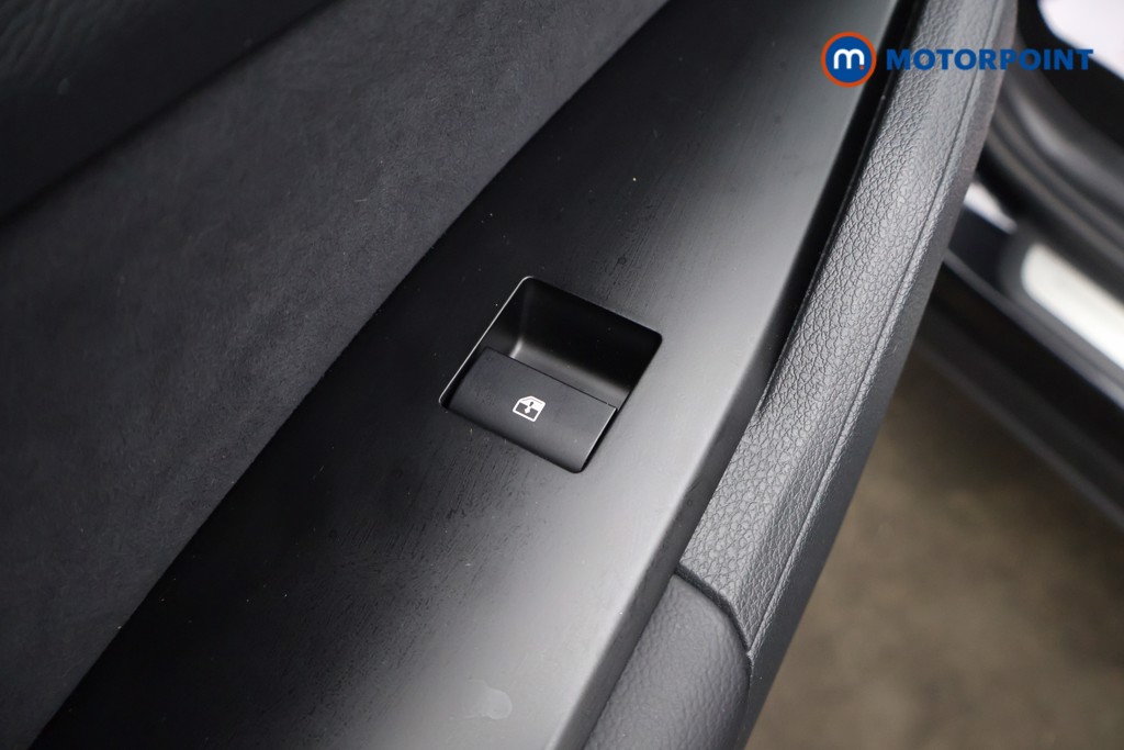 KIA Sportage Gt-Line Automatic Petrol-Electric Hybrid SUV - Stock Number (1608446) - 28th supplementary image