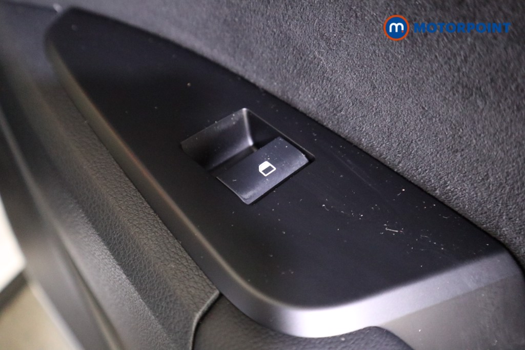 KIA Sportage Gt-Line Automatic Petrol-Electric Hybrid SUV - Stock Number (1608451) - 21st supplementary image