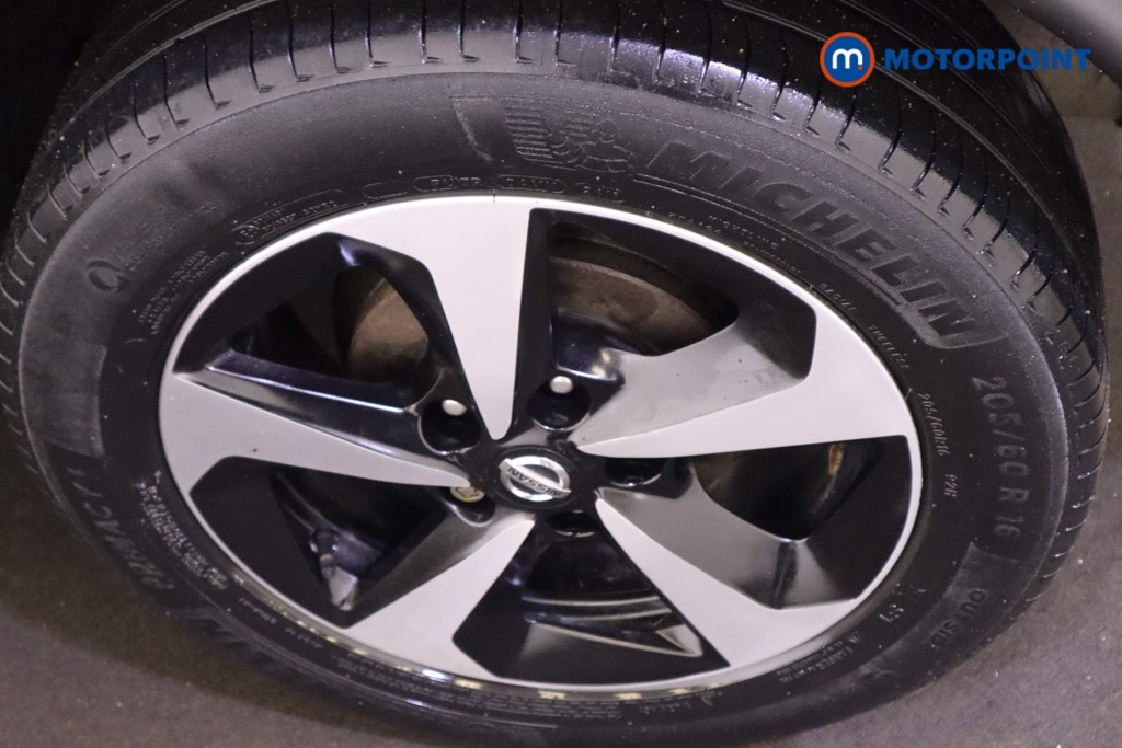 Nissan Juke Bose Personal Edition Manual Petrol SUV - Stock Number (1608580) - 9th supplementary image