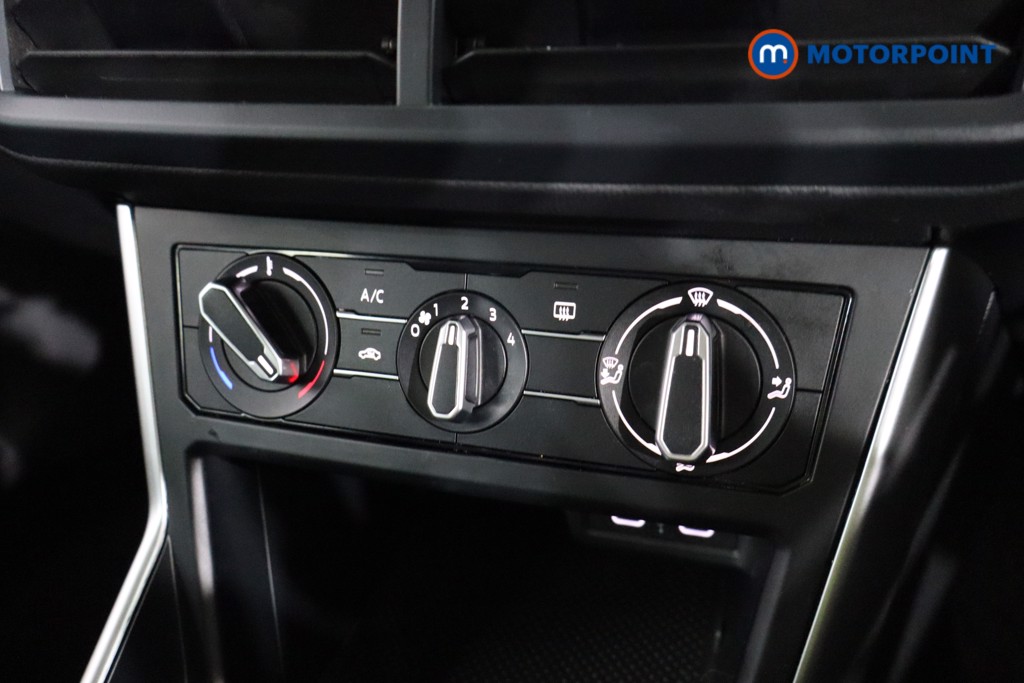 Volkswagen Polo Life Manual Petrol Hatchback - Stock Number (1608583) - 3rd supplementary image