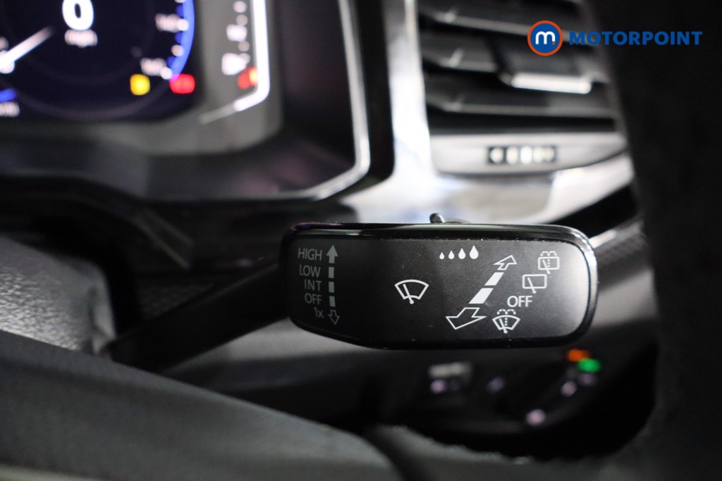 Volkswagen Polo Life Manual Petrol Hatchback - Stock Number (1608583) - 9th supplementary image