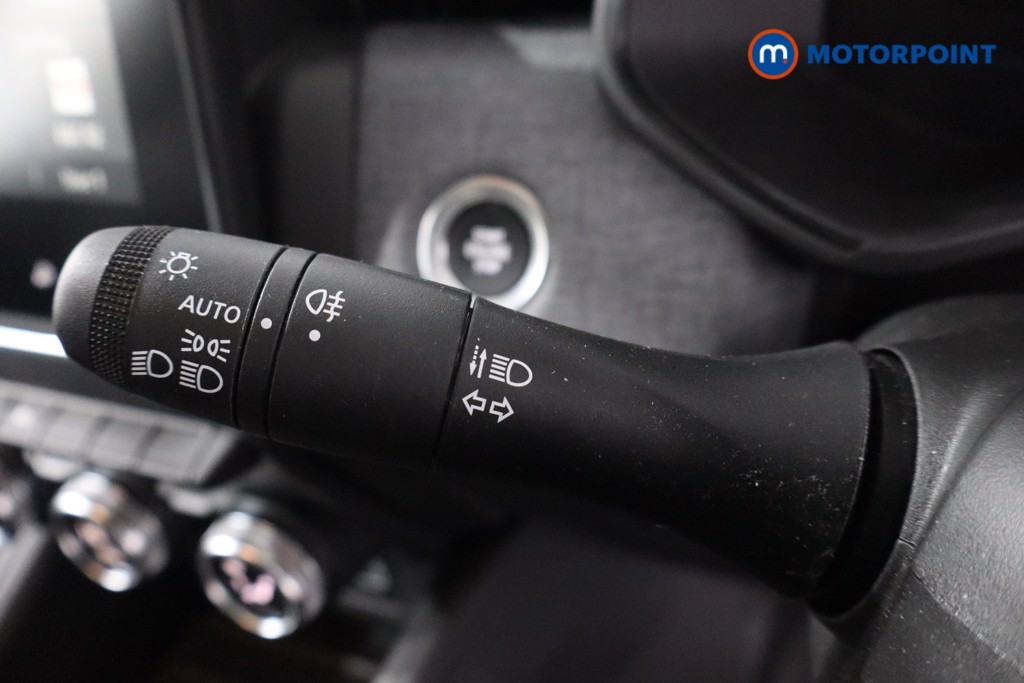 Renault Clio Evolution Automatic Petrol-Electric Hybrid Hatchback - Stock Number (1608899) - 14th supplementary image