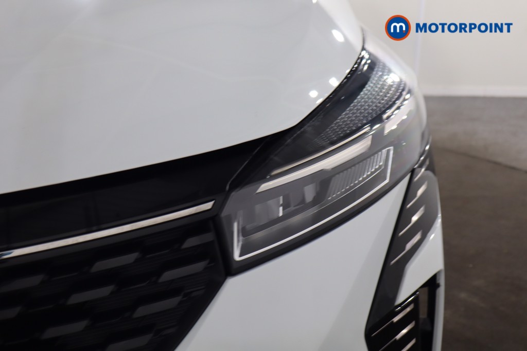 Renault Clio Evolution Automatic Petrol-Electric Hybrid Hatchback - Stock Number (1608899) - 25th supplementary image