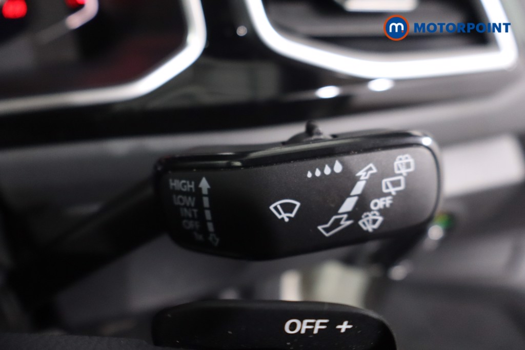 Volkswagen T-Roc R-Line Automatic Petrol SUV - Stock Number (1608920) - 15th supplementary image