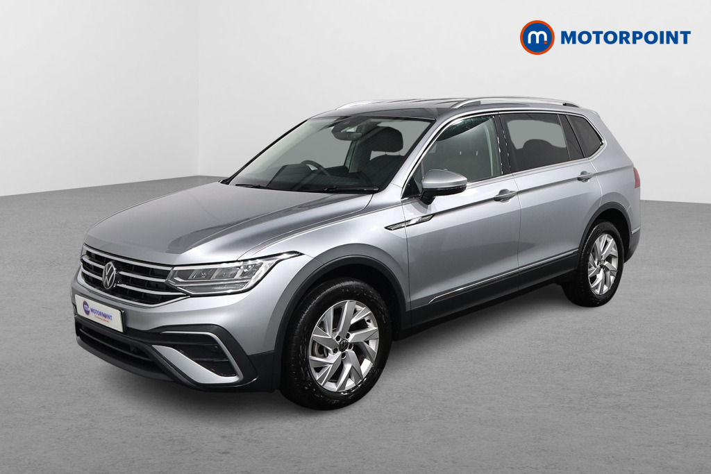 Volkswagen Tiguan Allspace Life Automatic Petrol SUV - Stock Number (1608922) - Passenger side front corner