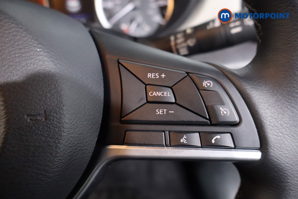 Nissan Micra Tekna Automatic Petrol Hatchback - Stock Number (1608997) - 8th supplementary image