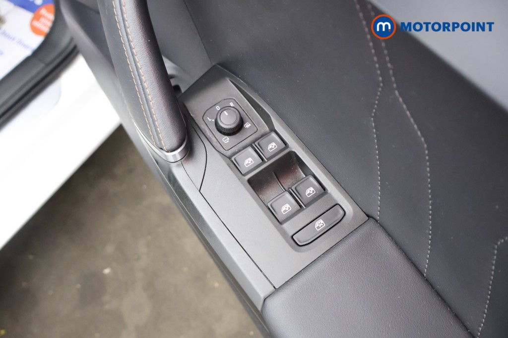 Cupra Leon VZ2 Automatic Petrol Plug-In Hybrid Hatchback - Stock Number (1609125) - 15th supplementary image