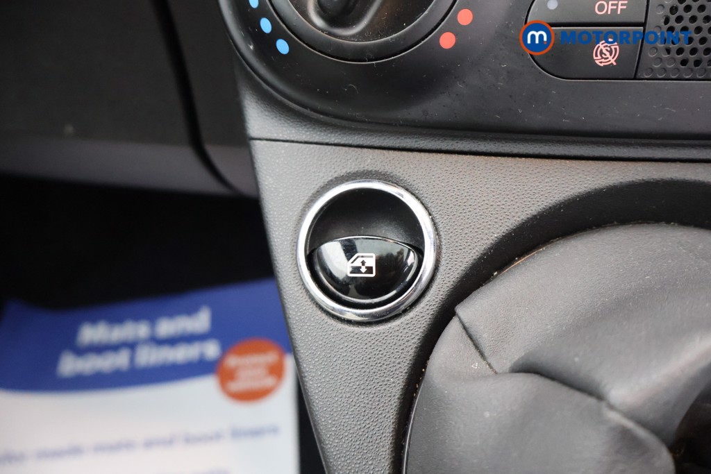 Fiat 500 Dolcevita Manual Petrol Hatchback - Stock Number (1609134) - 12th supplementary image