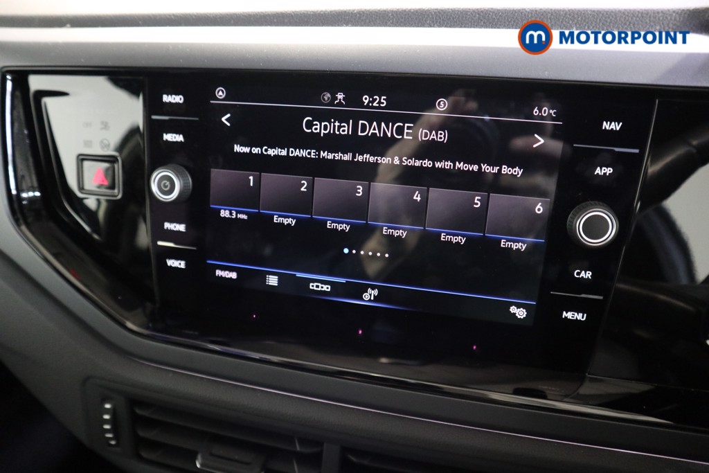 Volkswagen Polo R-Line Automatic Petrol Hatchback - Stock Number (1609140) - 7th supplementary image