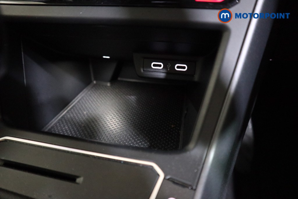 Volkswagen Polo R-Line Automatic Petrol Hatchback - Stock Number (1609140) - 9th supplementary image