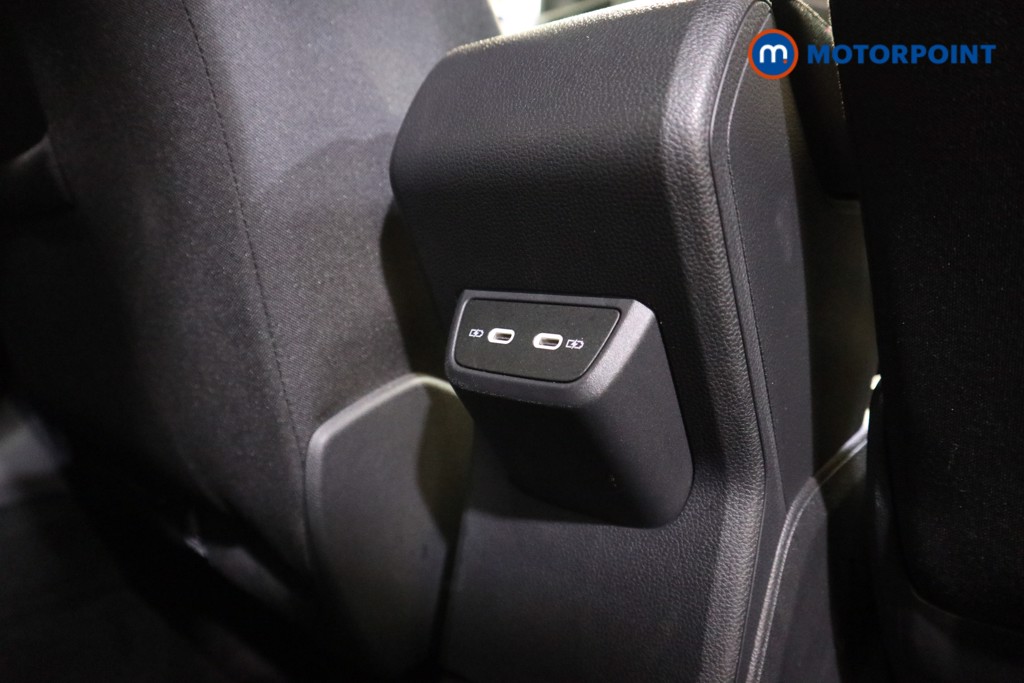 Volkswagen Polo R-Line Automatic Petrol Hatchback - Stock Number (1609140) - 19th supplementary image