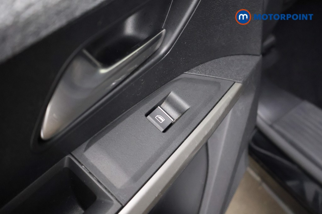 Peugeot 5008 GT Automatic Petrol SUV - Stock Number (1609170) - 26th supplementary image