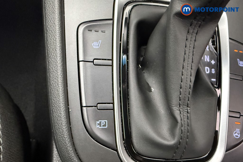 Hyundai Kona Premium Automatic Petrol-Electric Hybrid SUV - Stock Number (1609250) - 12th supplementary image