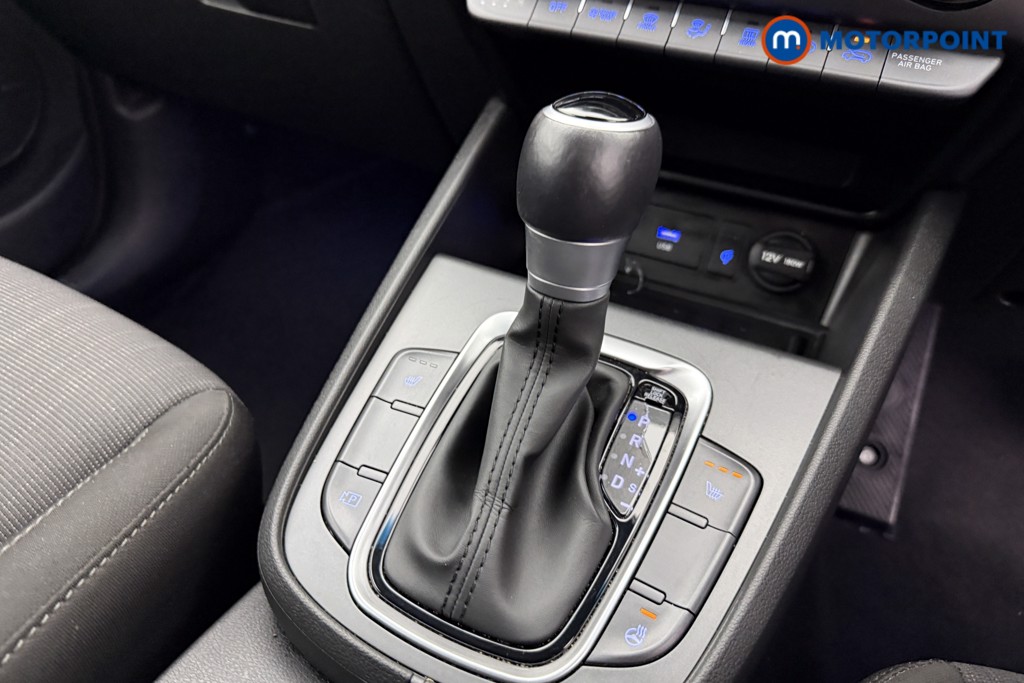 Hyundai Kona Premium Automatic Petrol-Electric Hybrid SUV - Stock Number (1609250) - 13th supplementary image