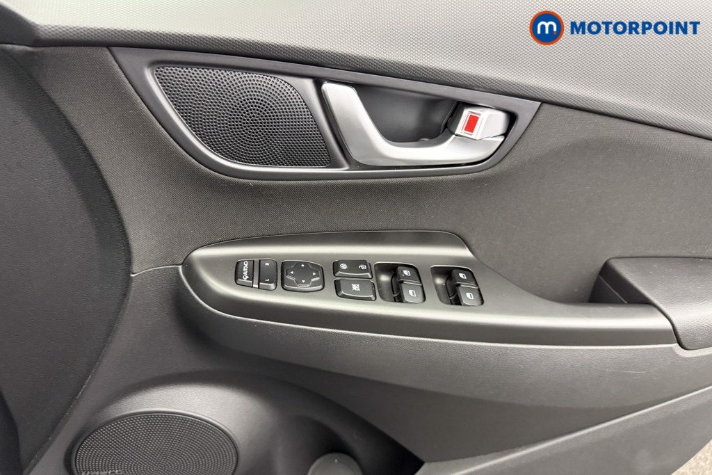 Hyundai Kona Premium Automatic Petrol-Electric Hybrid SUV - Stock Number (1609250) - 17th supplementary image