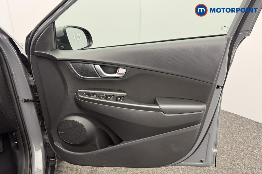 Hyundai Kona Premium Automatic Petrol-Electric Hybrid SUV - Stock Number (1609250) - 18th supplementary image