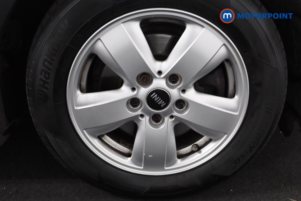 Mini Hatchback Cooper Classic Manual Petrol Hatchback - Stock Number (1609300) - 25th supplementary image