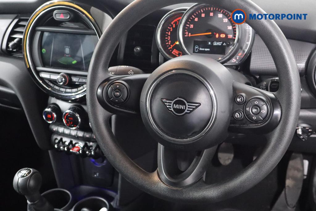 Mini Hatchback Cooper Classic Manual Petrol Hatchback - Stock Number (1609300) - 1st supplementary image