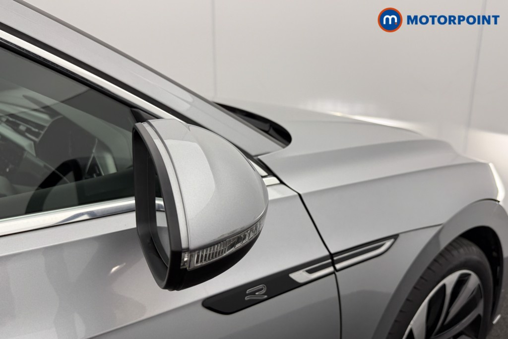 Volkswagen Arteon R-Line Automatic Petrol Estate - Stock Number (1609319) - 19th supplementary image