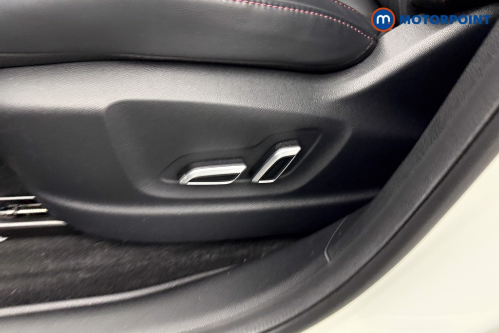 Mg Motor Uk HS Exclusive Manual Petrol SUV - Stock Number (1609400) - 23rd supplementary image