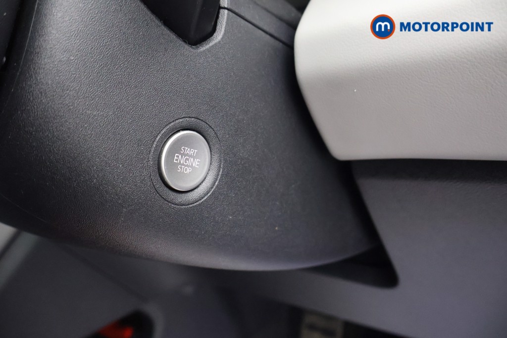 Ford Explorer Select Automatic Electric SUV - Stock Number (1609406) - 7th supplementary image