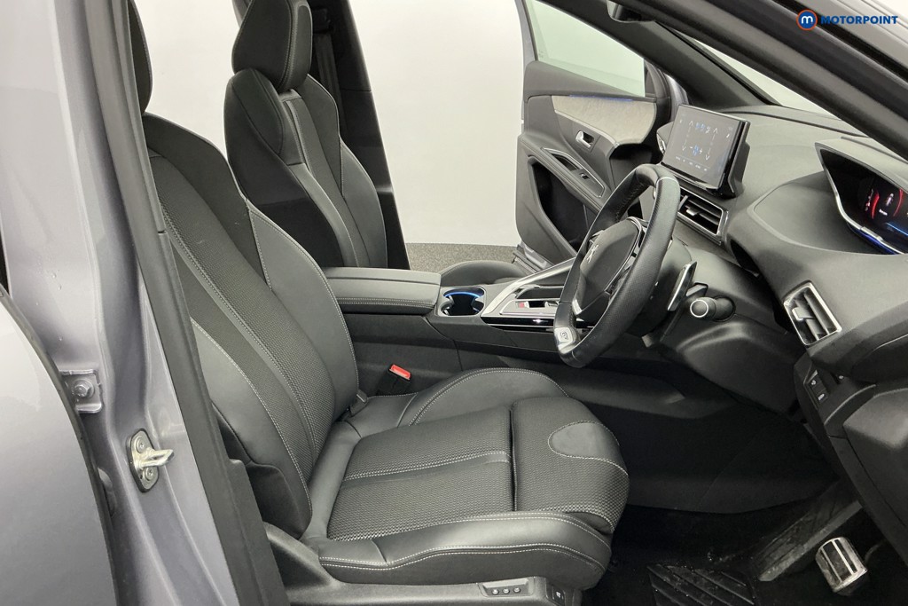 Peugeot 3008 GT Automatic Petrol SUV - Stock Number (1599152) - 8th supplementary image