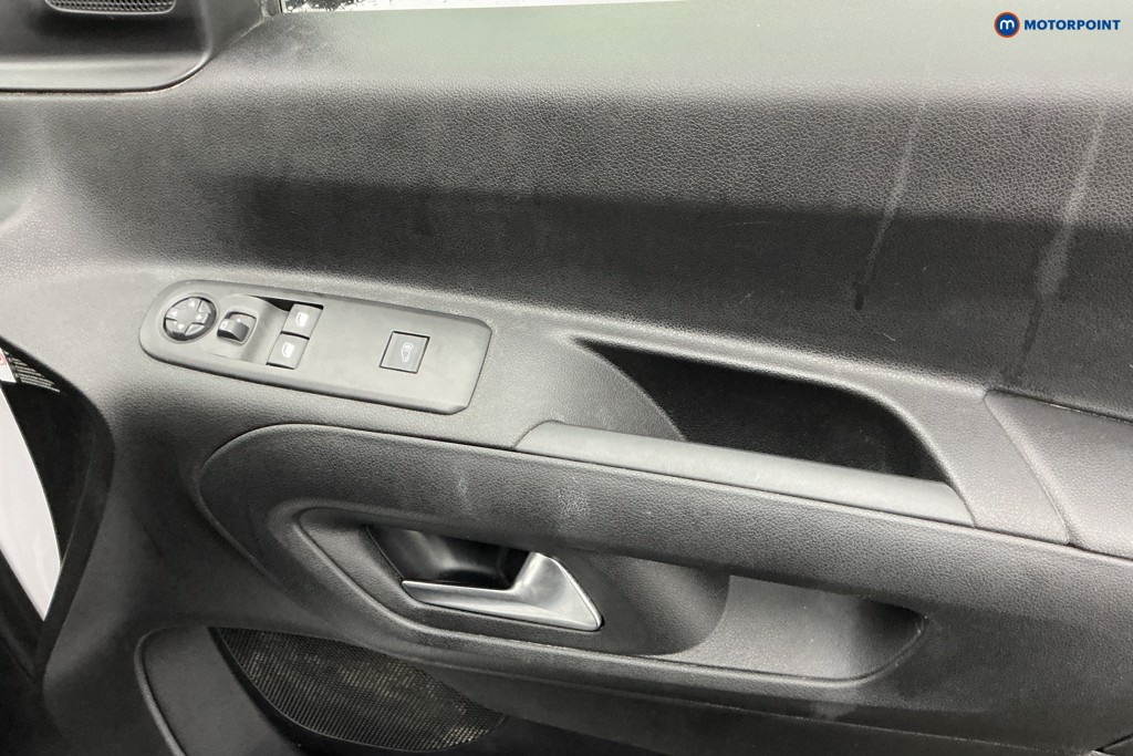 Peugeot Partner Professional Manual Diesel Panel Van - Stock Number (1600148) - 12th supplementary image