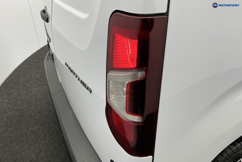 Peugeot Partner Professional Manual Diesel Panel Van - Stock Number (1600148) - 32nd supplementary image