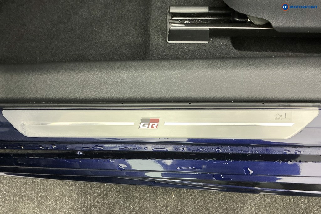 Toyota Corolla Gr Sport Automatic Petrol-Electric Hybrid Estate - Stock Number (1602181) - 12th supplementary image