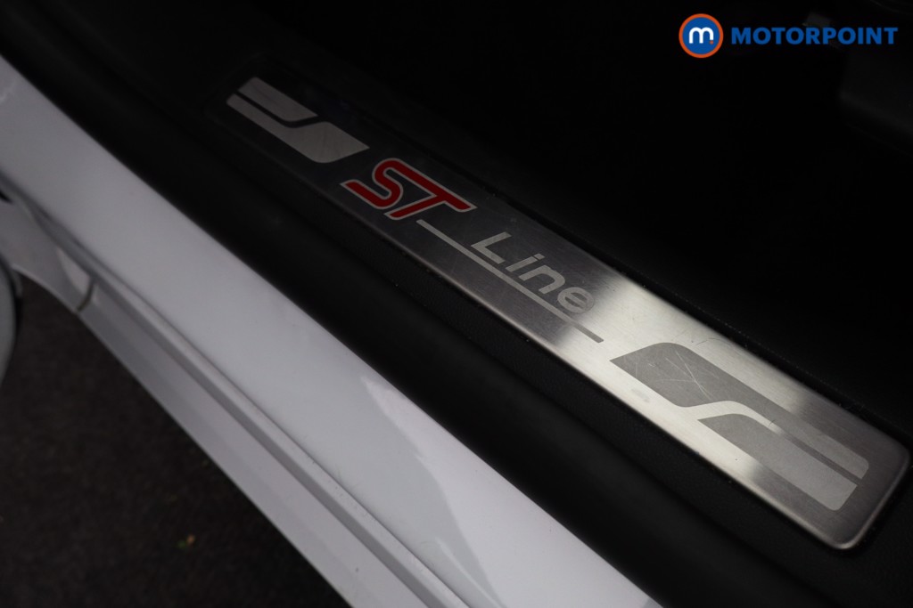 Ford Kuga St-Line X Edition Manual Diesel SUV - Stock Number (1603037) - 33rd supplementary image