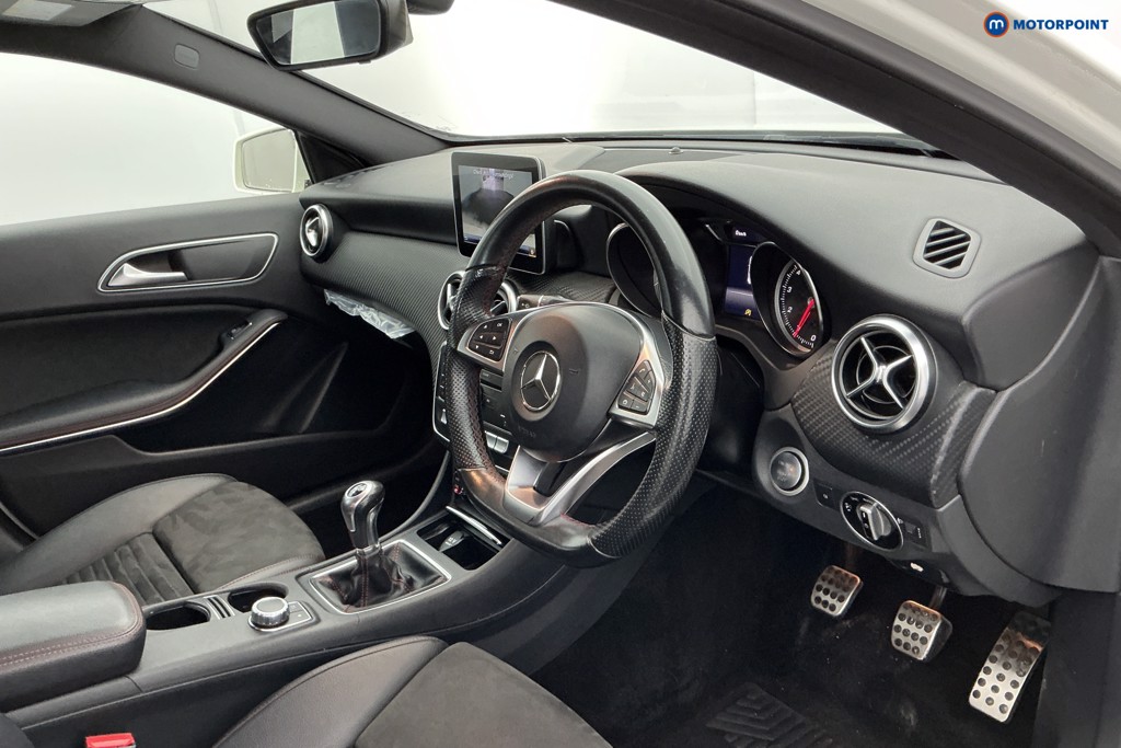 Mercedes-Benz A Class Amg Line Manual Petrol Hatchback - Stock Number (1603153) - 7th supplementary image