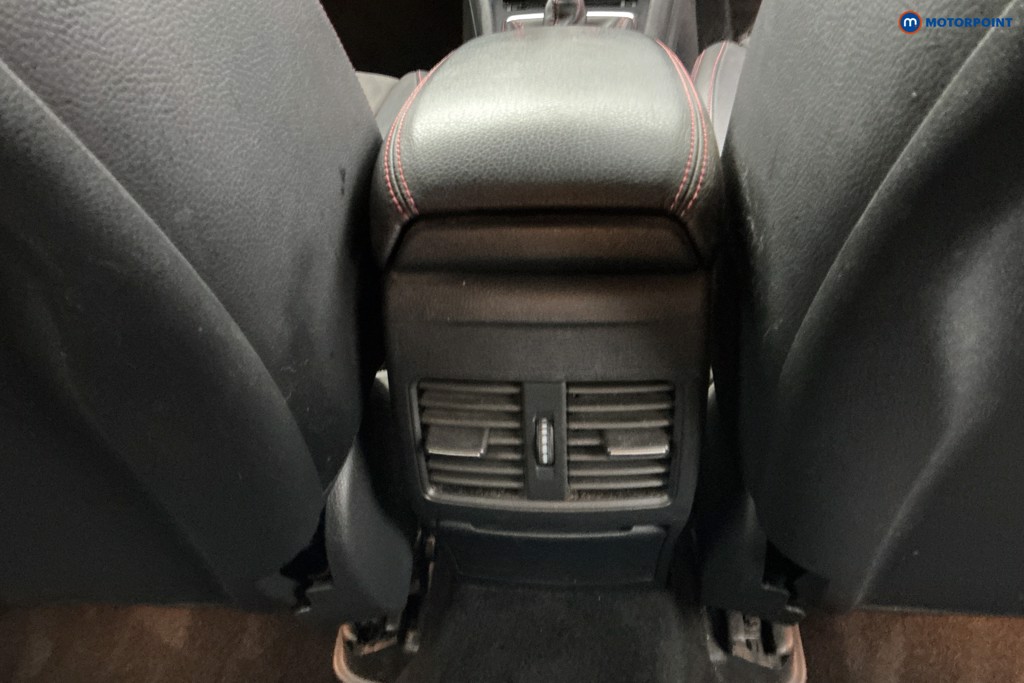 Mercedes-Benz A Class Amg Line Manual Petrol Hatchback - Stock Number (1603153) - 13th supplementary image