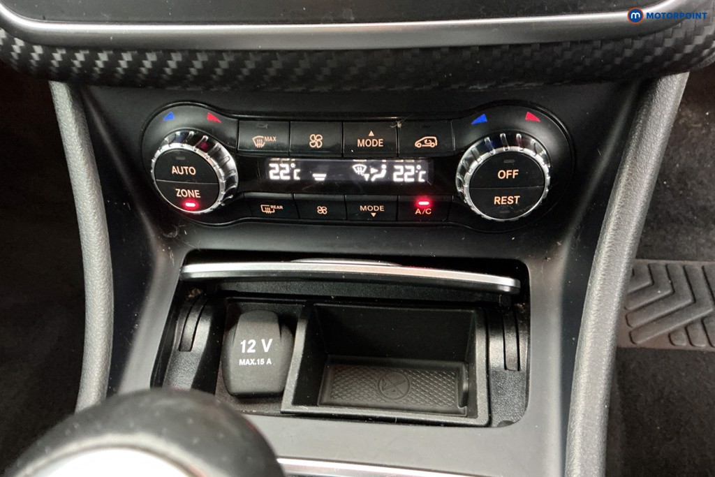 Mercedes-Benz A Class Amg Line Manual Petrol Hatchback - Stock Number (1603153) - 19th supplementary image