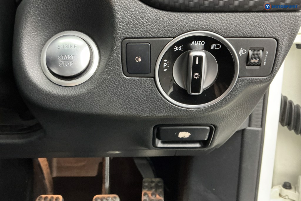 Mercedes-Benz A Class Amg Line Manual Petrol Hatchback - Stock Number (1603153) - 24th supplementary image