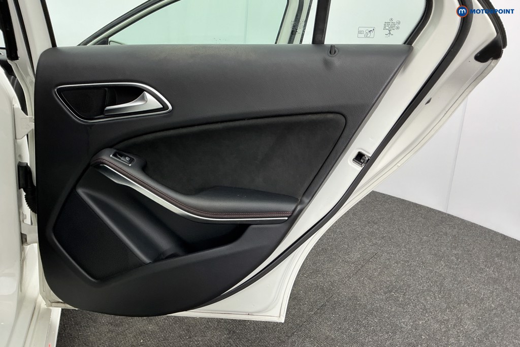 Mercedes-Benz A Class Amg Line Manual Petrol Hatchback - Stock Number (1603153) - 28th supplementary image