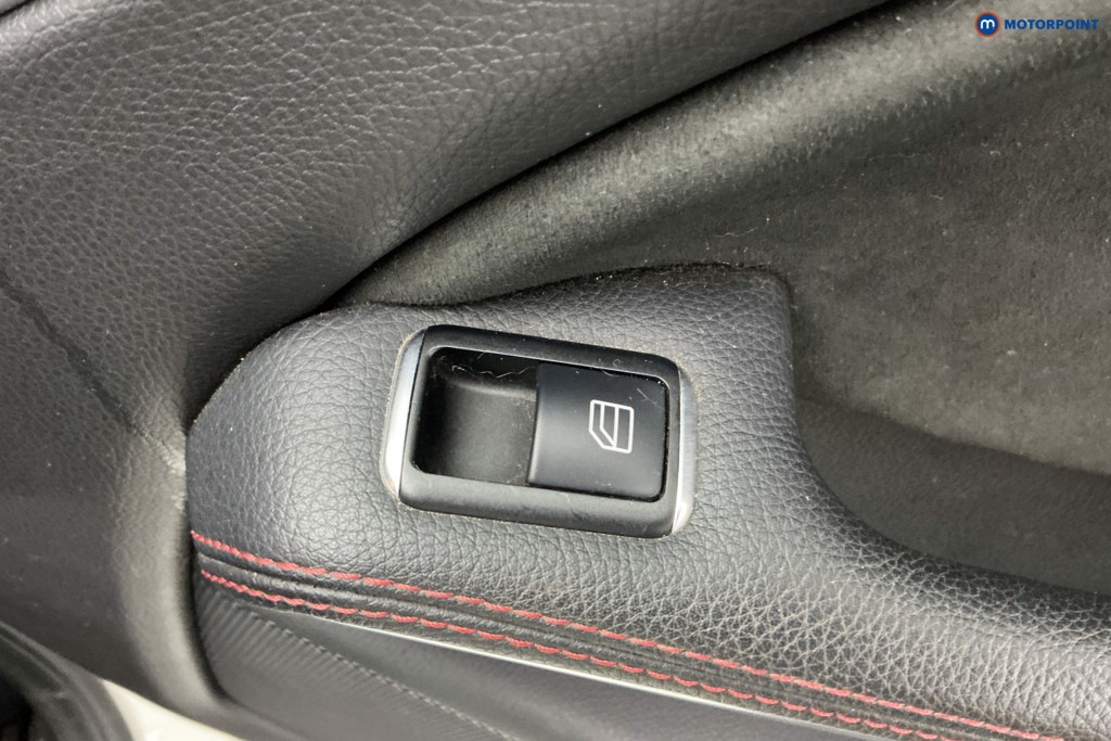 Mercedes-Benz A Class Amg Line Manual Petrol Hatchback - Stock Number (1603153) - 30th supplementary image