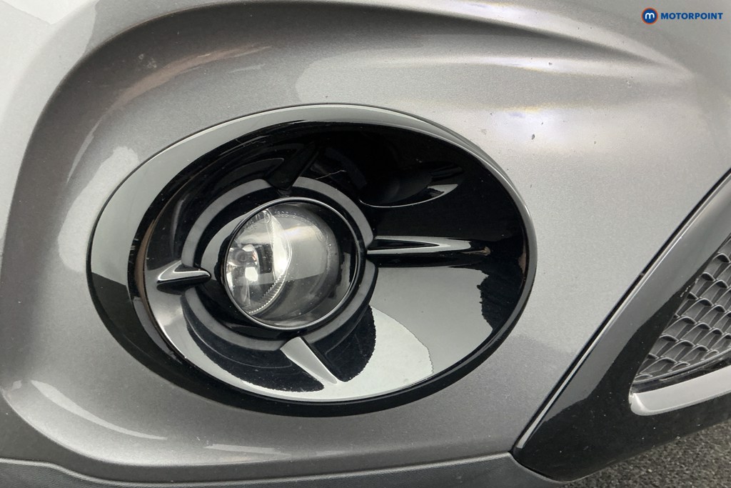 Mercedes-Benz GLA Urban Edition Manual Petrol SUV - Stock Number (1603557) - 33rd supplementary image