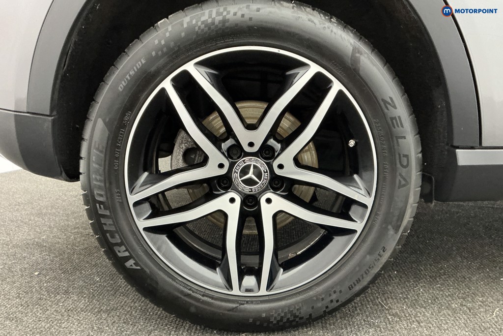 Mercedes-Benz GLA Urban Edition Manual Petrol SUV - Stock Number (1603557) - 42nd supplementary image