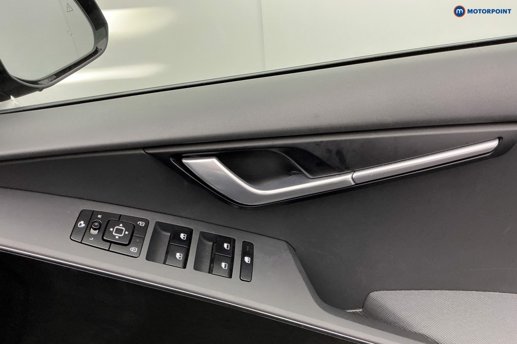 KIA Niro 3 Automatic Petrol-Electric Hybrid SUV - Stock Number (1605121) - 28th supplementary image