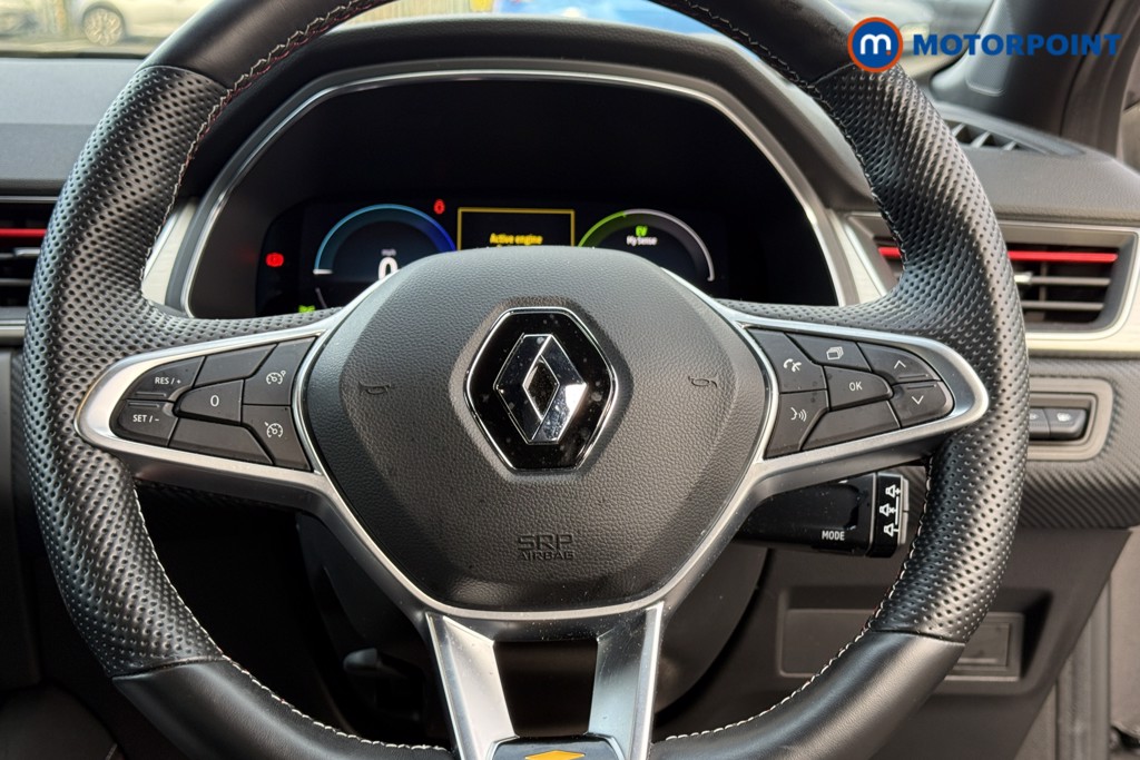 Renault Captur R.S. Line Automatic Petrol Plug-In Hybrid SUV - Stock Number (1606619) - 2nd supplementary image