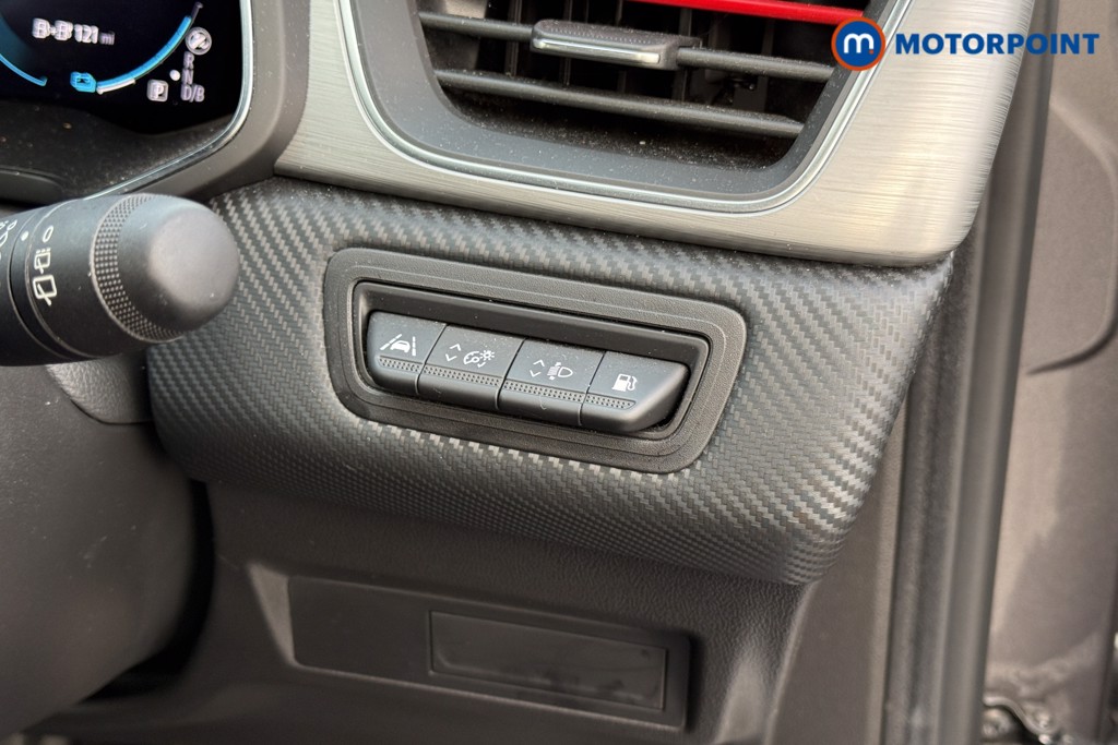 Renault Captur R.S. Line Automatic Petrol Plug-In Hybrid SUV - Stock Number (1606619) - 17th supplementary image