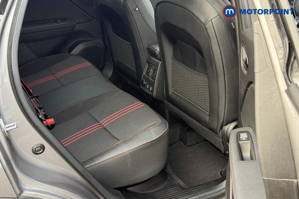 Renault Captur R.S. Line Automatic Petrol Plug-In Hybrid SUV - Stock Number (1606619) - 22nd supplementary image