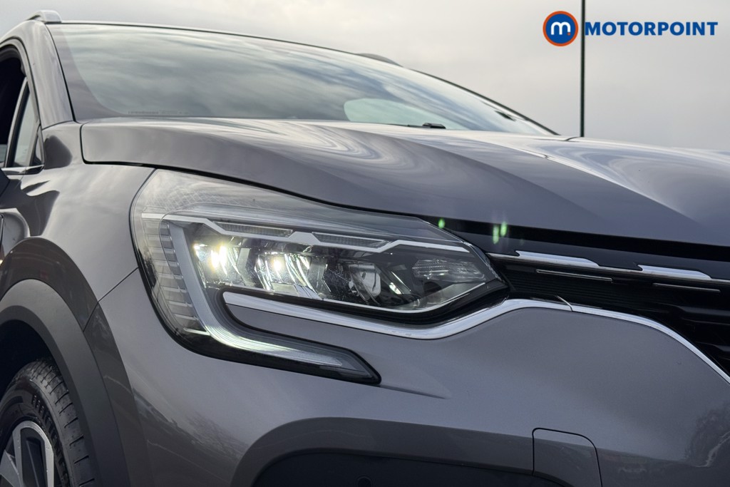 Renault Captur R.S. Line Automatic Petrol Plug-In Hybrid SUV - Stock Number (1606619) - 25th supplementary image