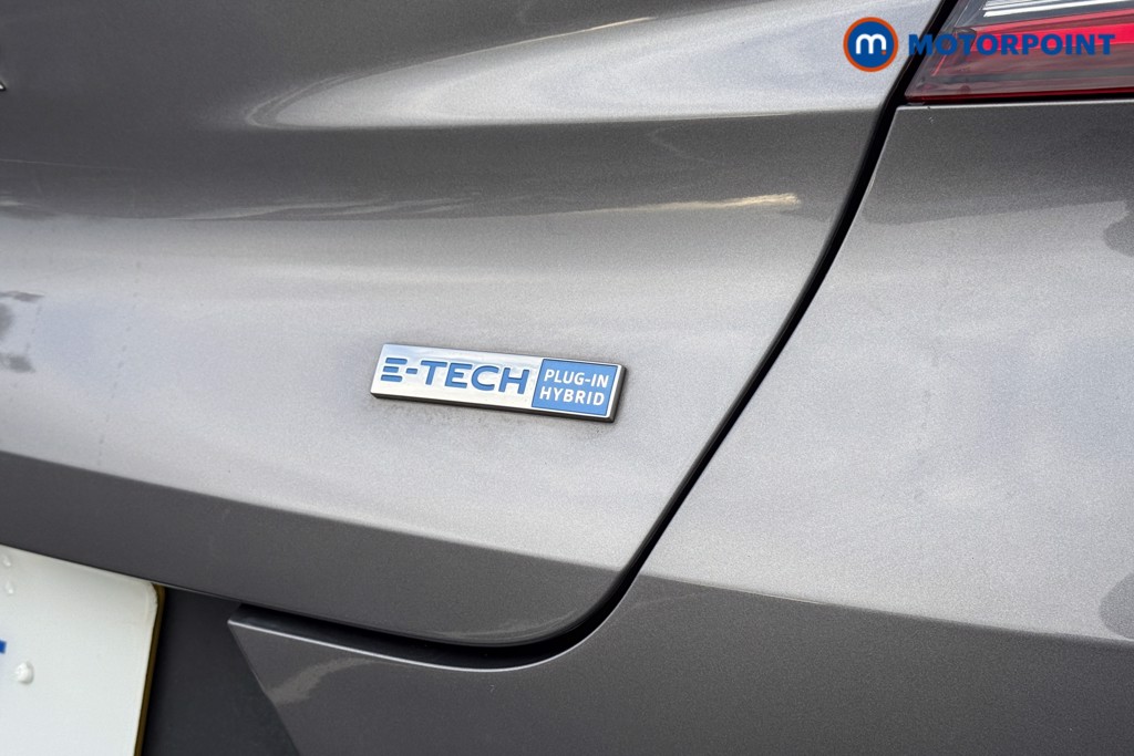 Renault Captur R.S. Line Automatic Petrol Plug-In Hybrid SUV - Stock Number (1606619) - 29th supplementary image