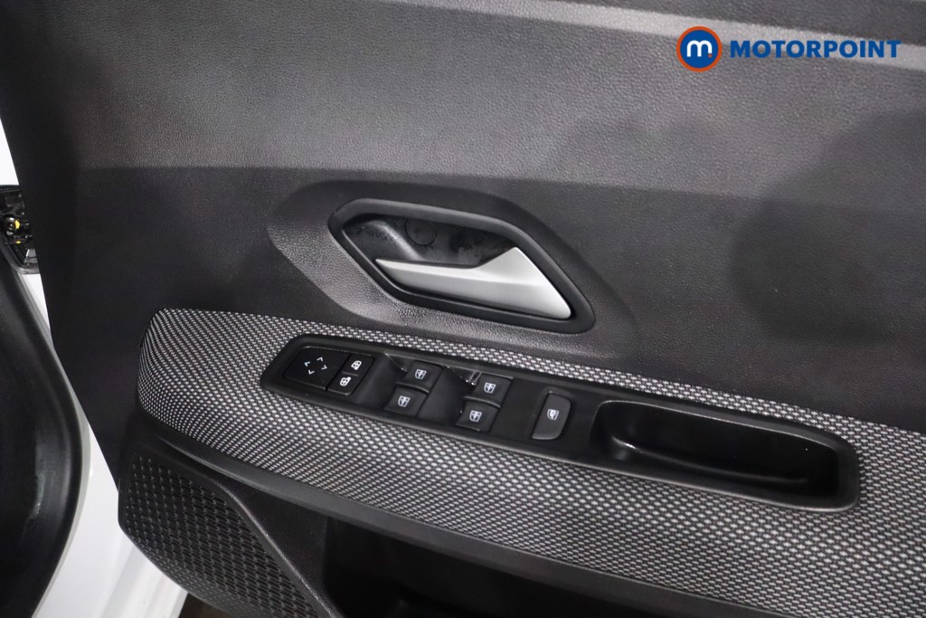 Dacia Sandero Expression Manual Petrol Hatchback - Stock Number (1607818) - 23rd supplementary image