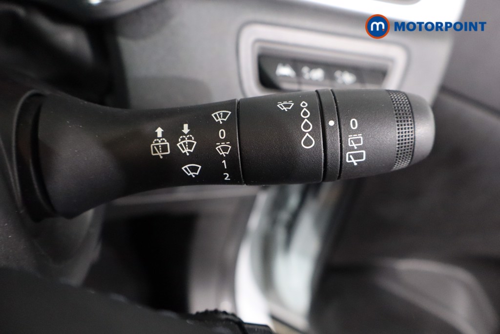 Renault Captur Limited Manual Petrol SUV - Stock Number (1608578) - 15th supplementary image